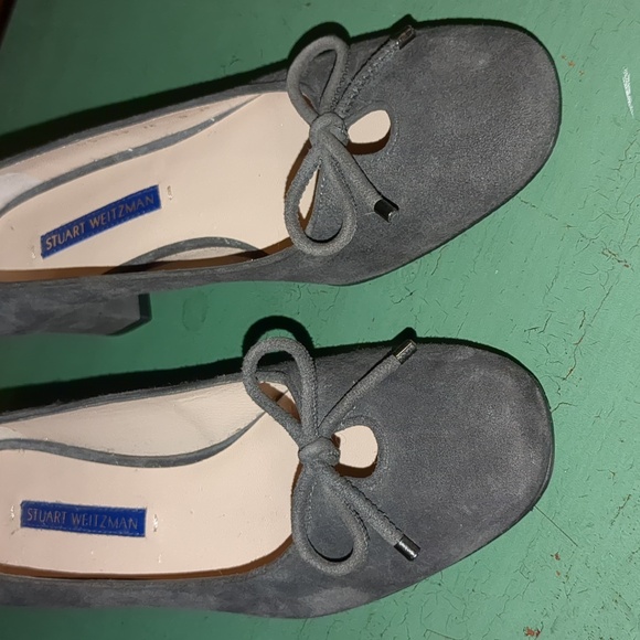 Stuart Weitzman Gabby Suede Pumps Gray - Picture 11 of 12